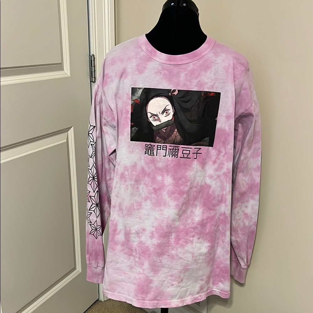 HOT TOPIC Demon Slayer: Kimetsu No Yaiba Nezuko Kamado Tie-Dye T-Shirt U…